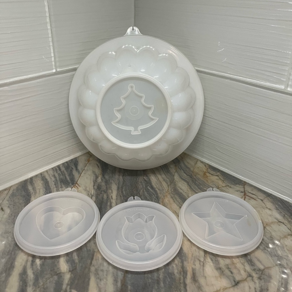 Vintage TUPPERWARE 616 Jello Mold pattern designs Christmas tree star heart
